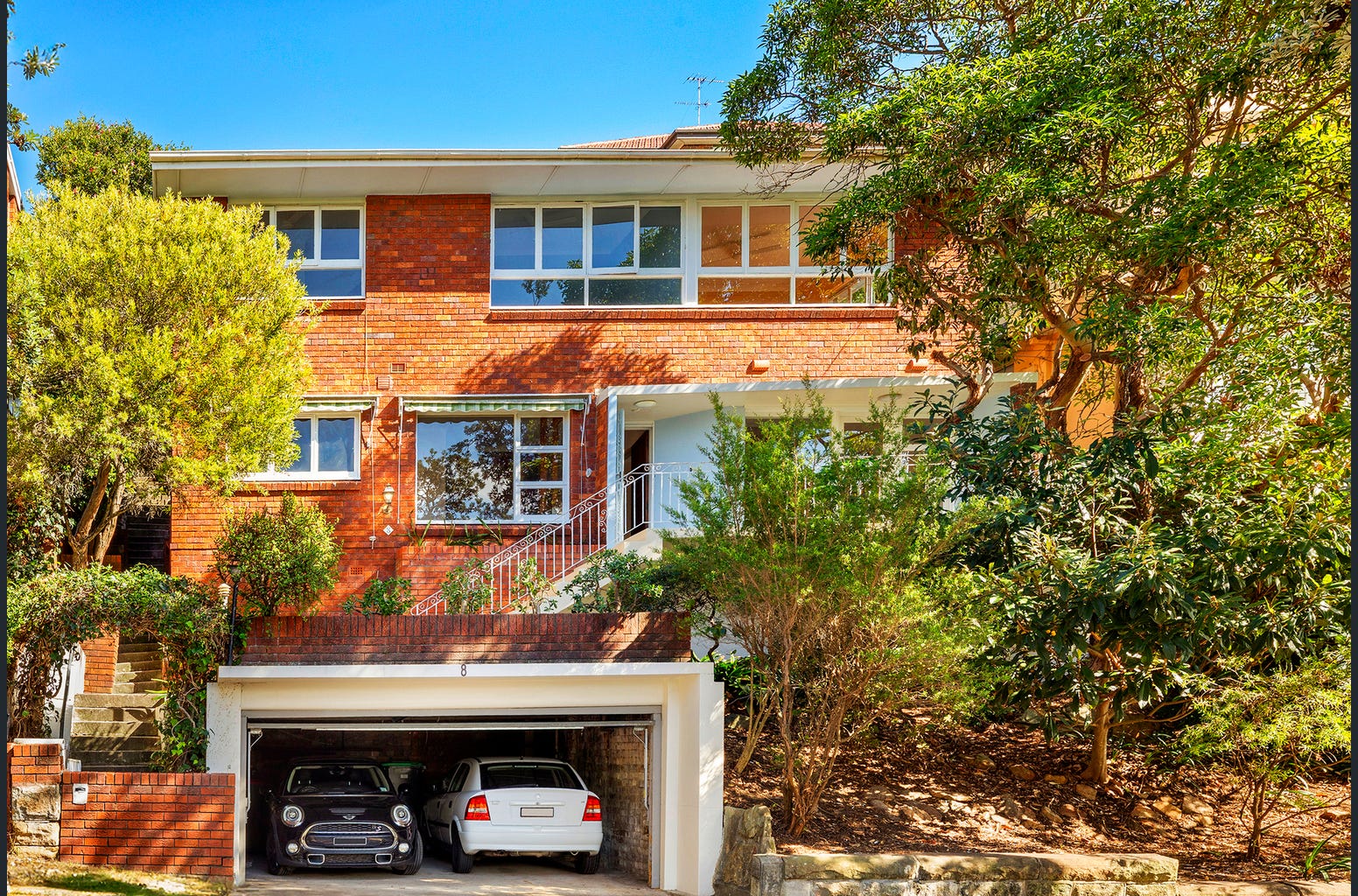 8 Dudley Street, Randwick For Lease by Raine & Horne Randwick | Coogee | Clovelly - image 1