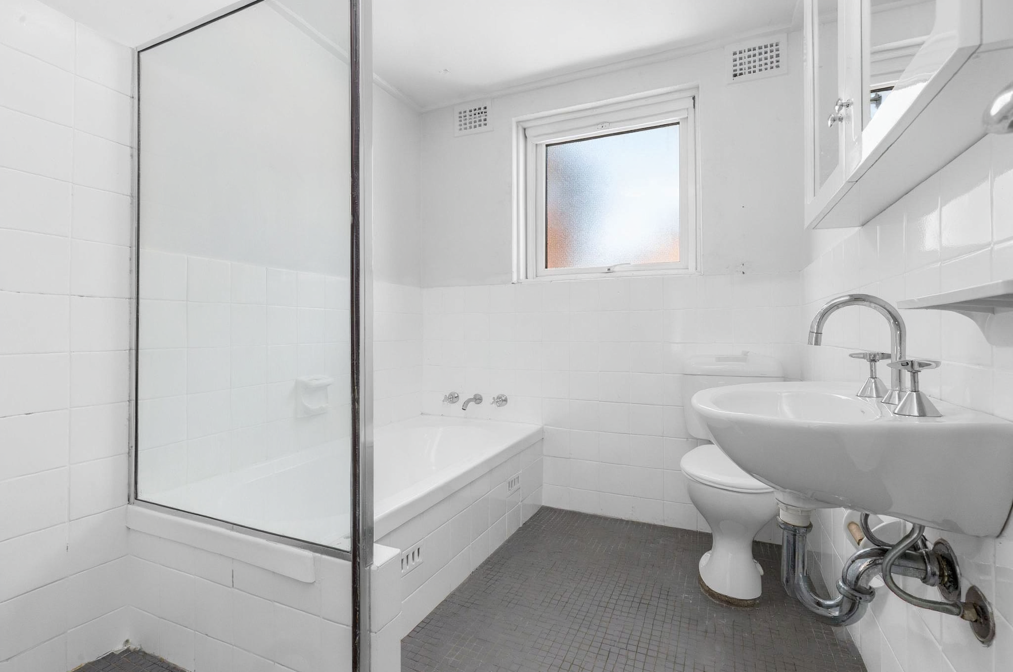 4/11 Brittain Crescent, Hillsdale For Lease by Raine & Horne Randwick | Coogee | Clovelly - image 5