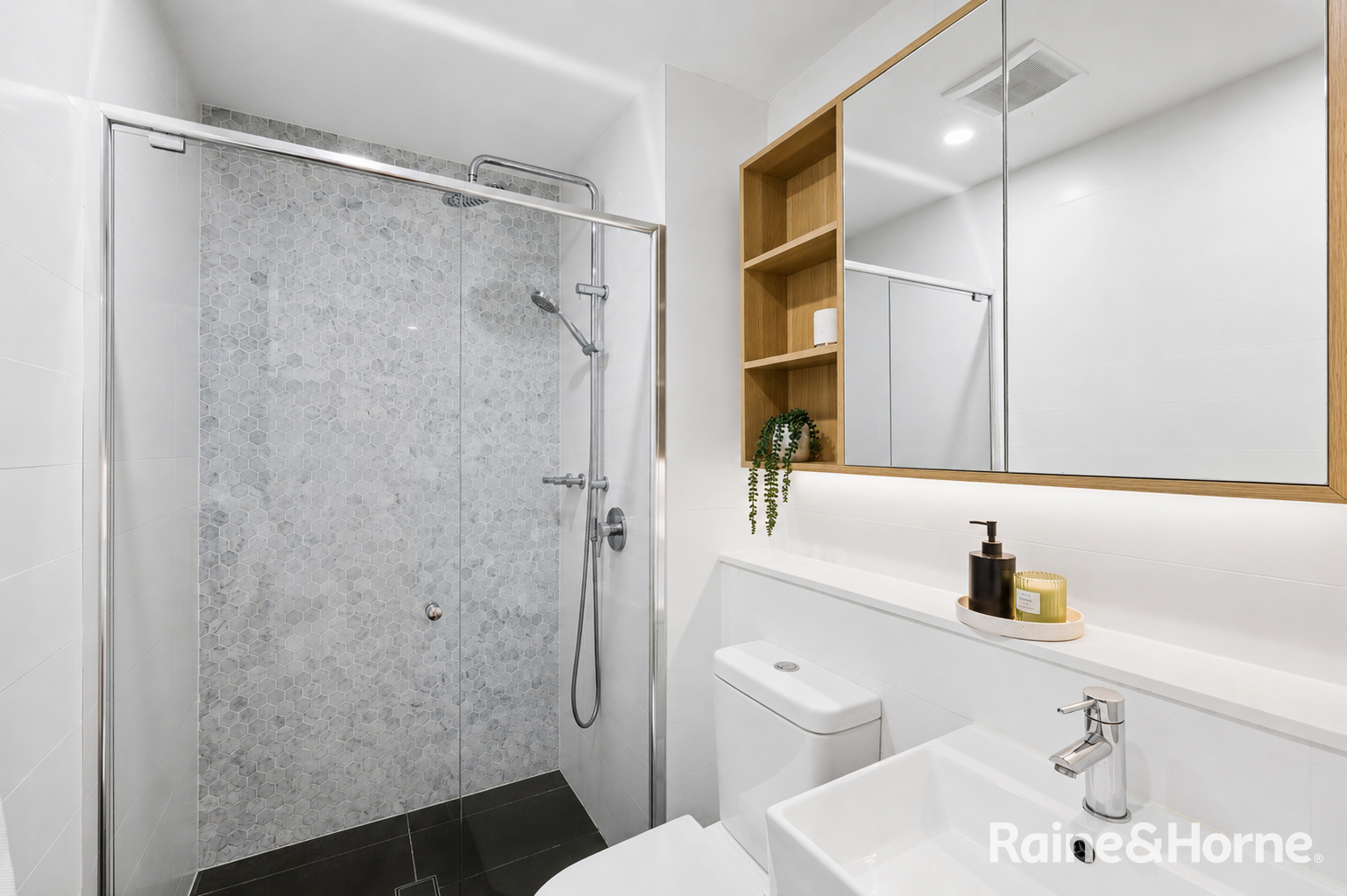 509/408 Victoria Road, Gladesville Auction by Raine & Horne Randwick | Coogee | Clovelly - image 6