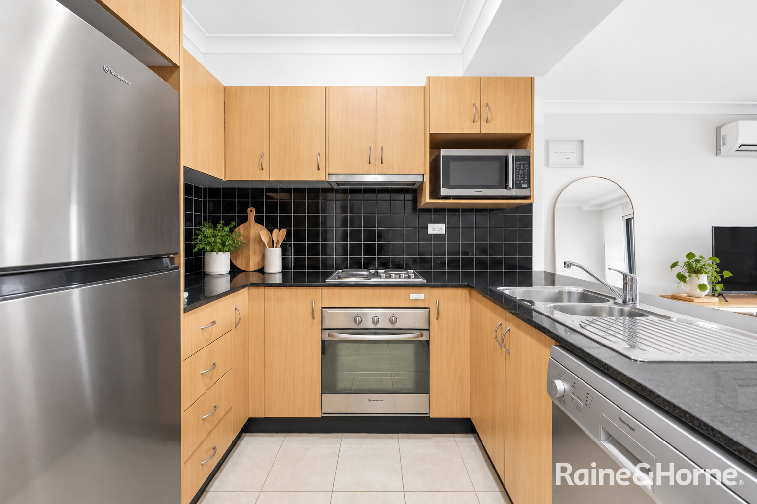 5/61A-65 Frenchmans Road, Randwick Auction by Raine & Horne Randwick | Coogee | Clovelly - image 3
