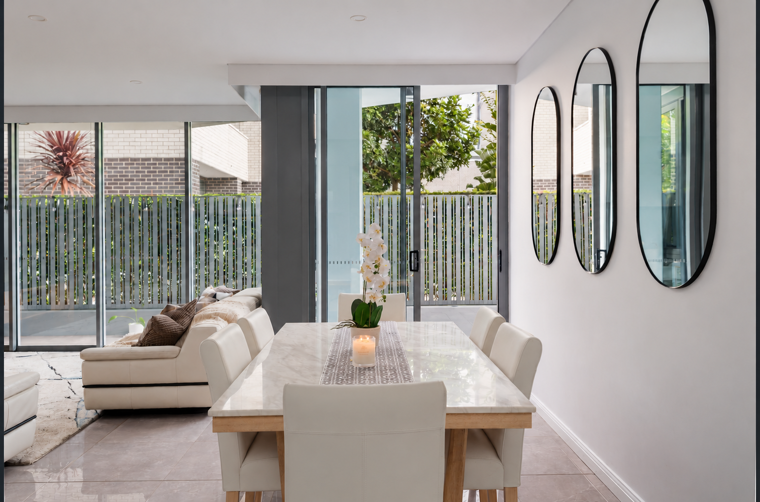 111/19 George Julius Avenue, Zetland For Lease by Raine & Horne Randwick | Coogee | Clovelly - image 2
