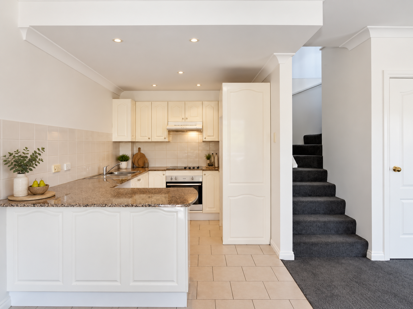 1/17 New Orleans Crescent, Maroubra For Lease by Raine & Horne Randwick | Coogee | Clovelly - image 2
