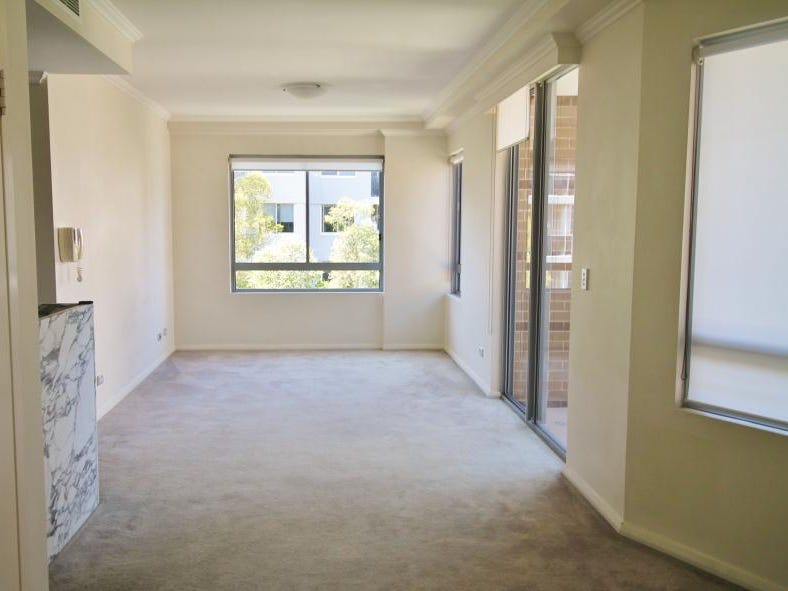 87/86 Bonar Street, Wolli Creek Leased by Raine & Horne Randwick | Coogee | Clovelly