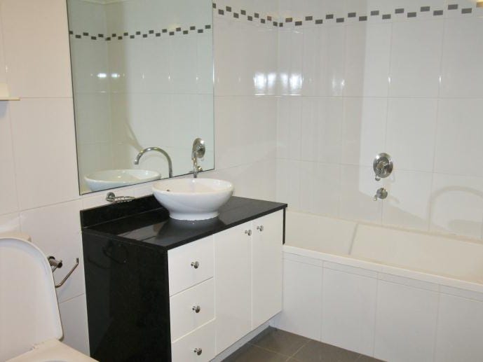 87/86 Bonar Street, Wolli Creek Leased by Raine & Horne Randwick | Coogee | Clovelly - image 5