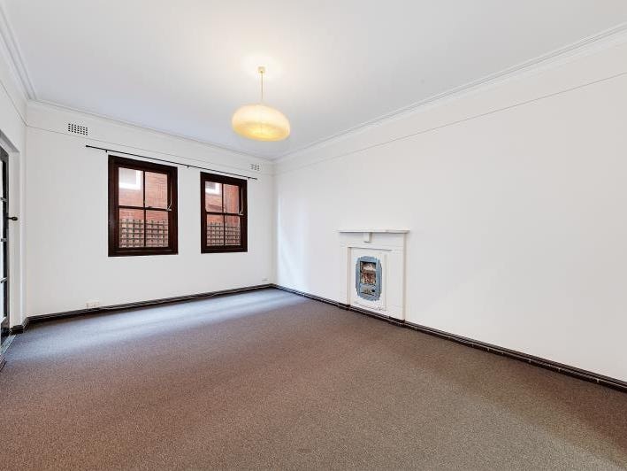 2/246 Clovelly Road, Clovelly Leased by Raine & Horne Randwick | Coogee | Clovelly - image 1