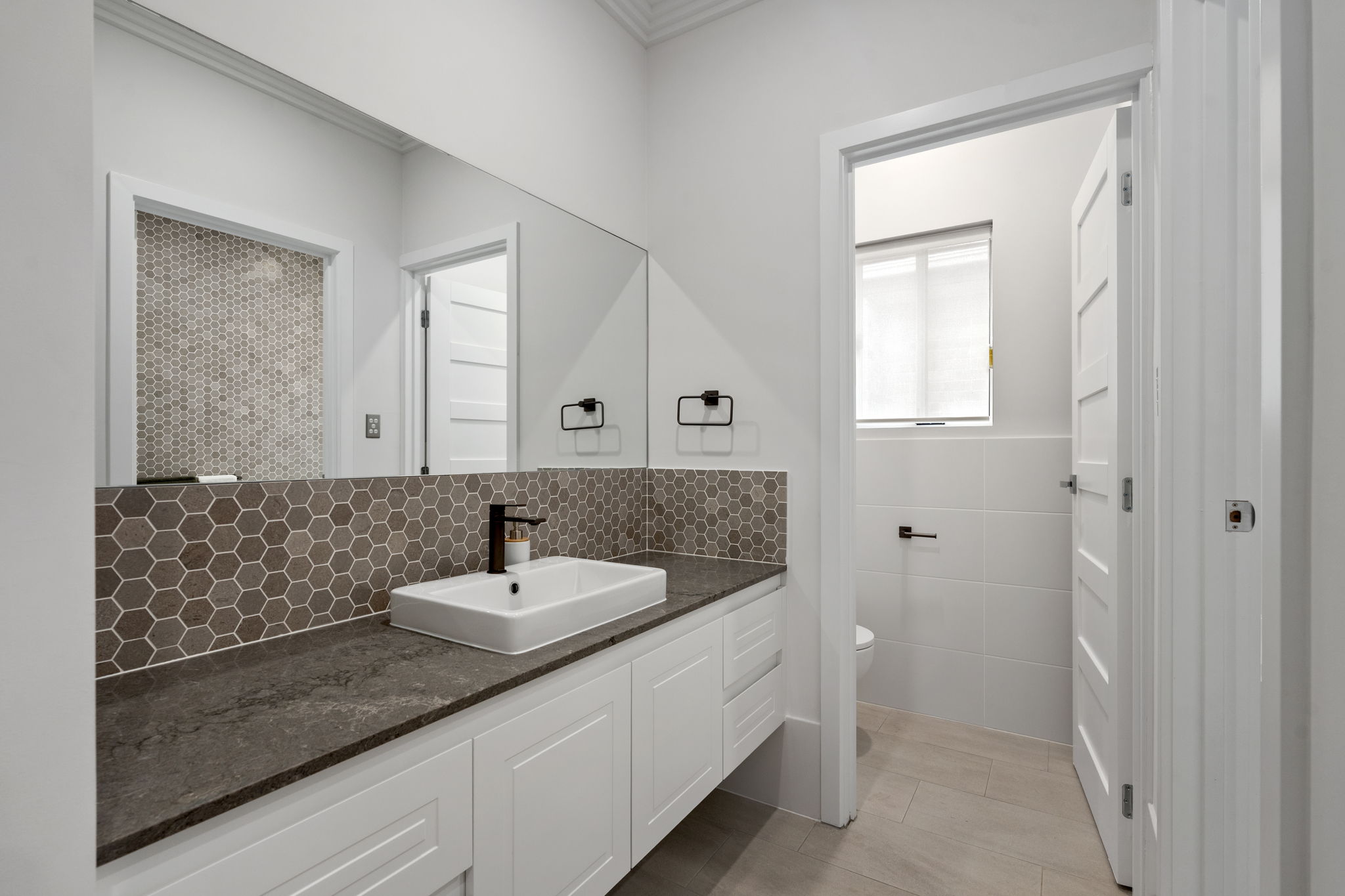 image-gallery