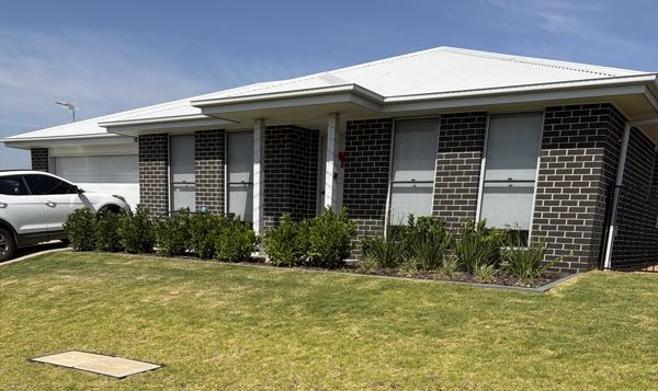 Beautiful 4 bedroom Family Home in Outlook Estate