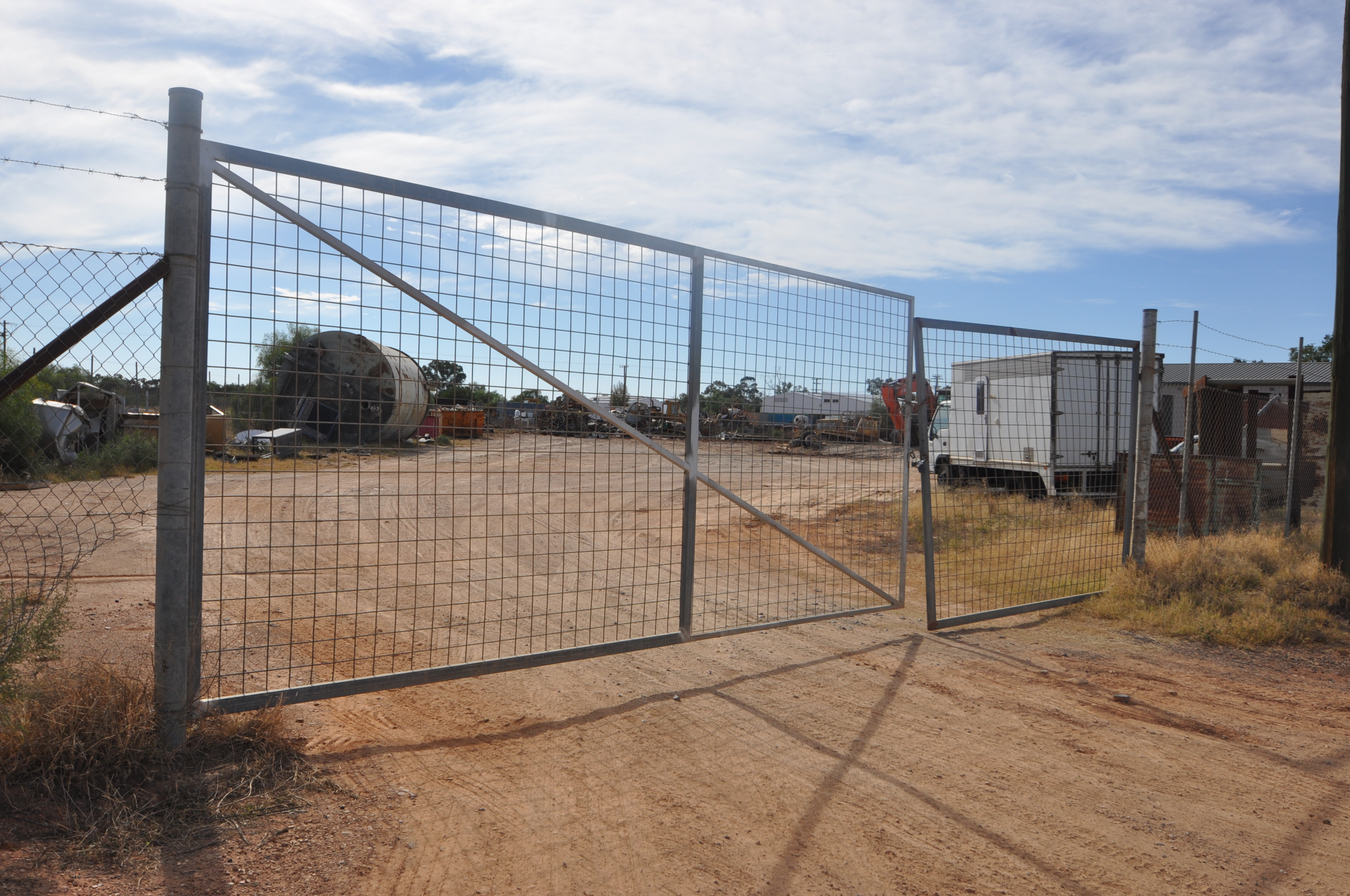 Prime Property in Commercia Area