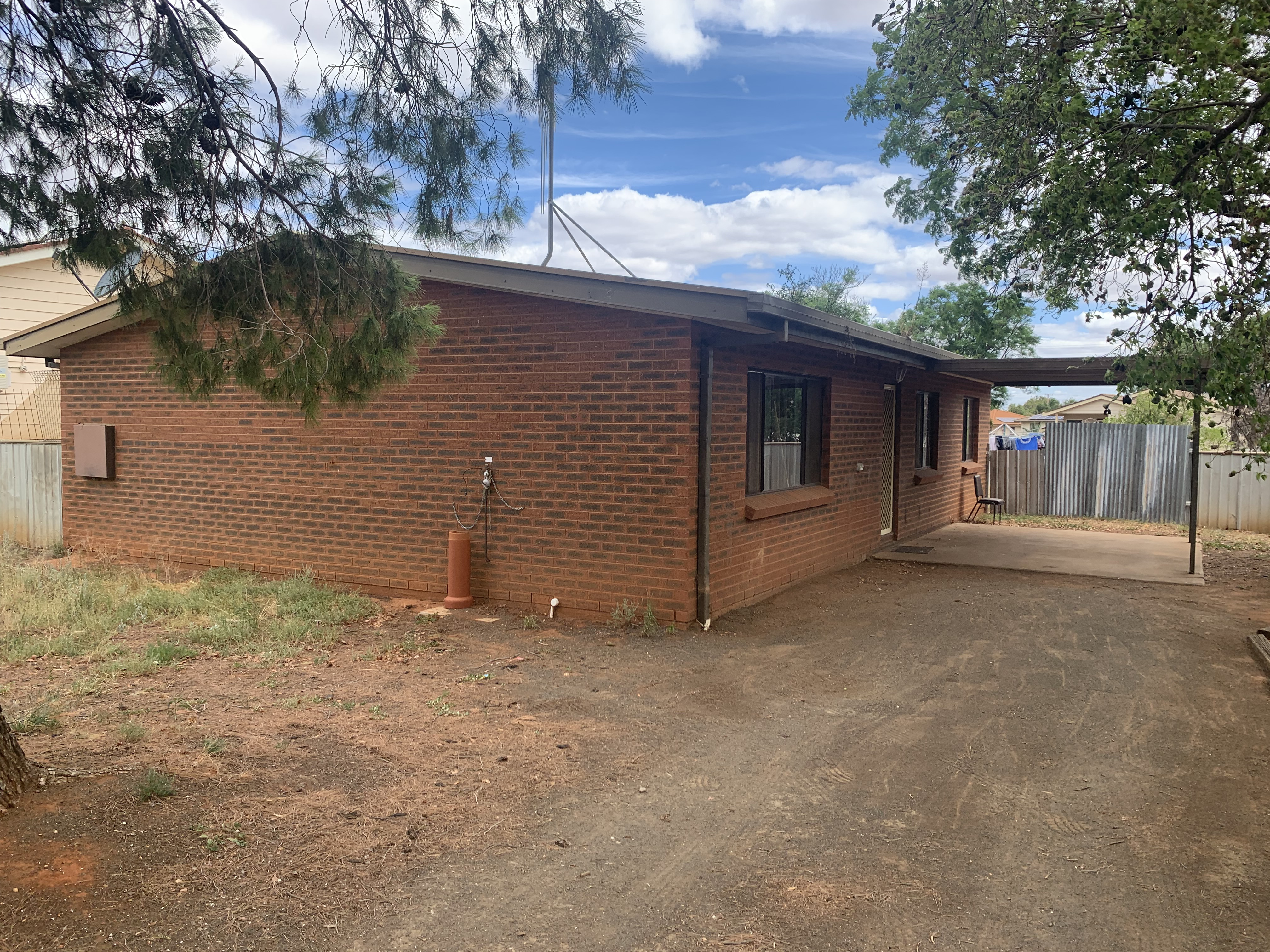 INVESTMENT OR FIRST HOME OWNER OPPORTUNITY!