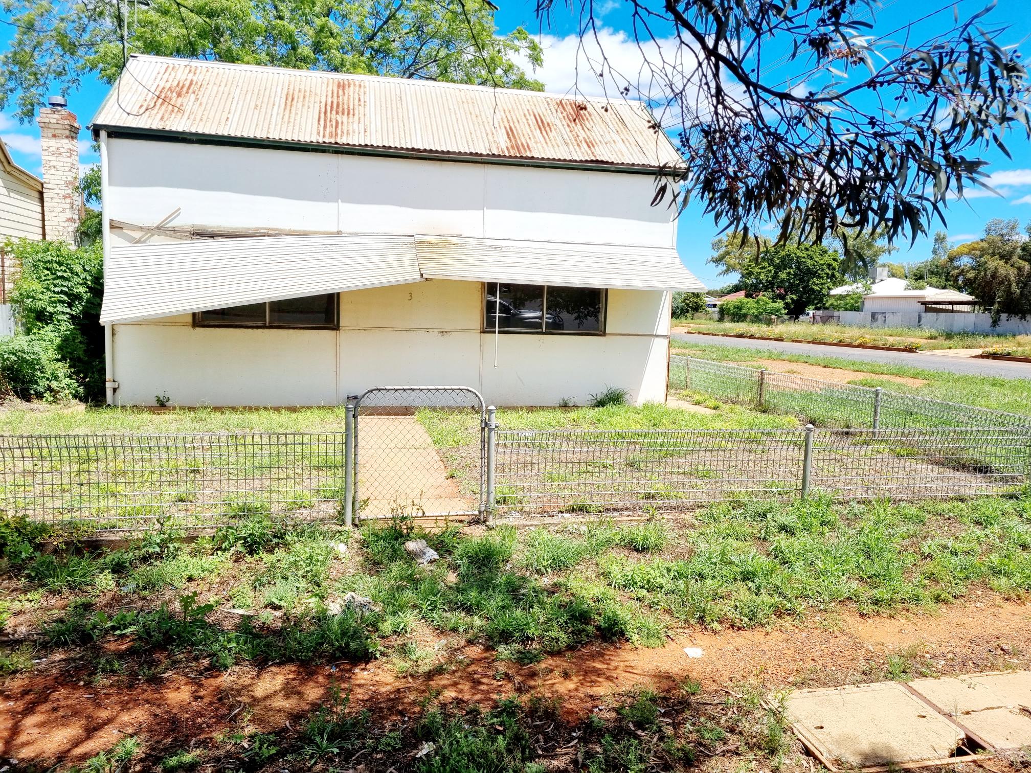 RENOVATOR'S DELIGHT