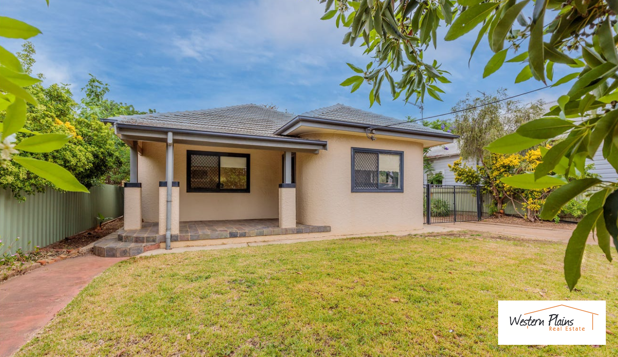 3 bedroom house close to the CBD