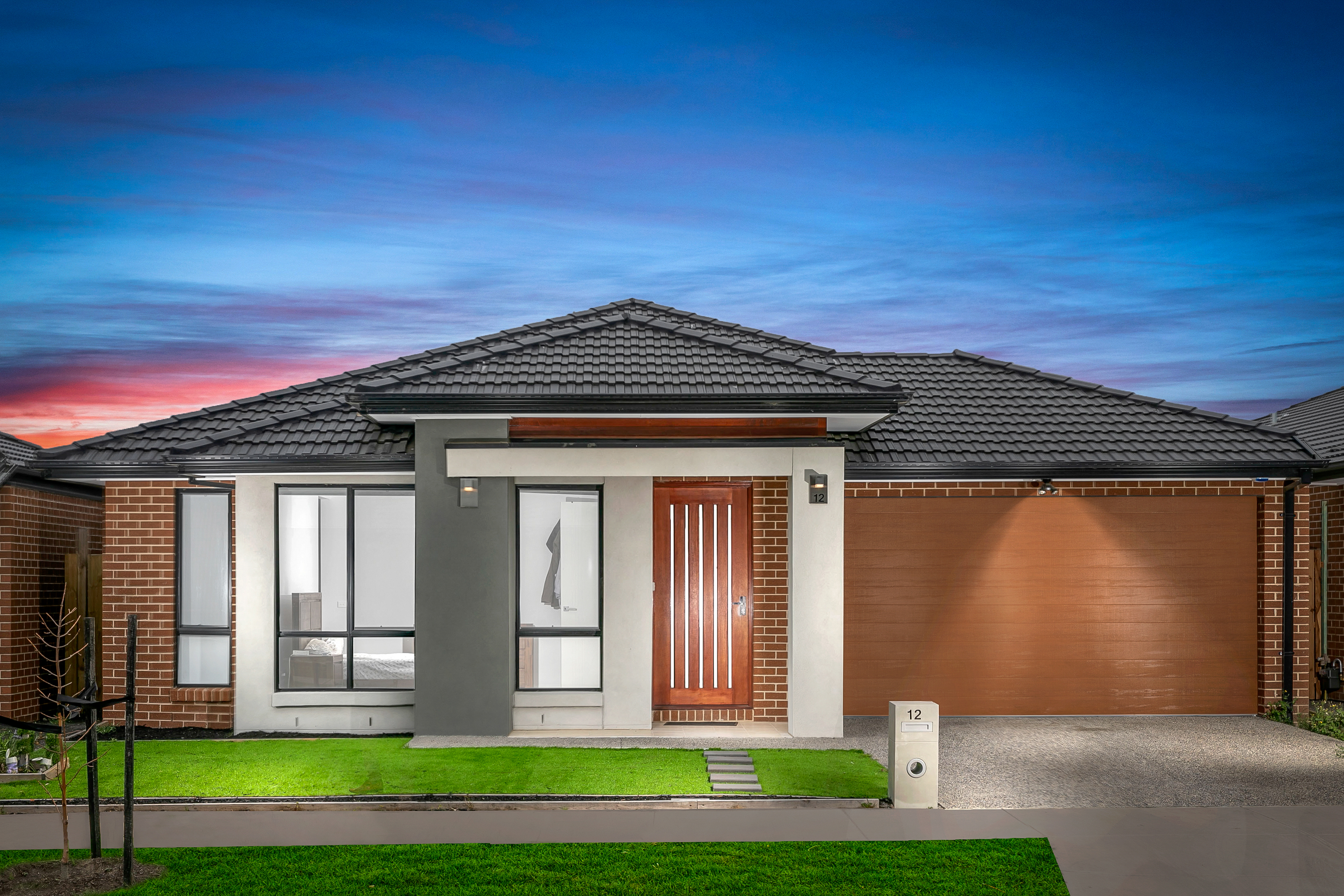 UNBEATABLE CLASS on PRESTIGE LOCATION !!