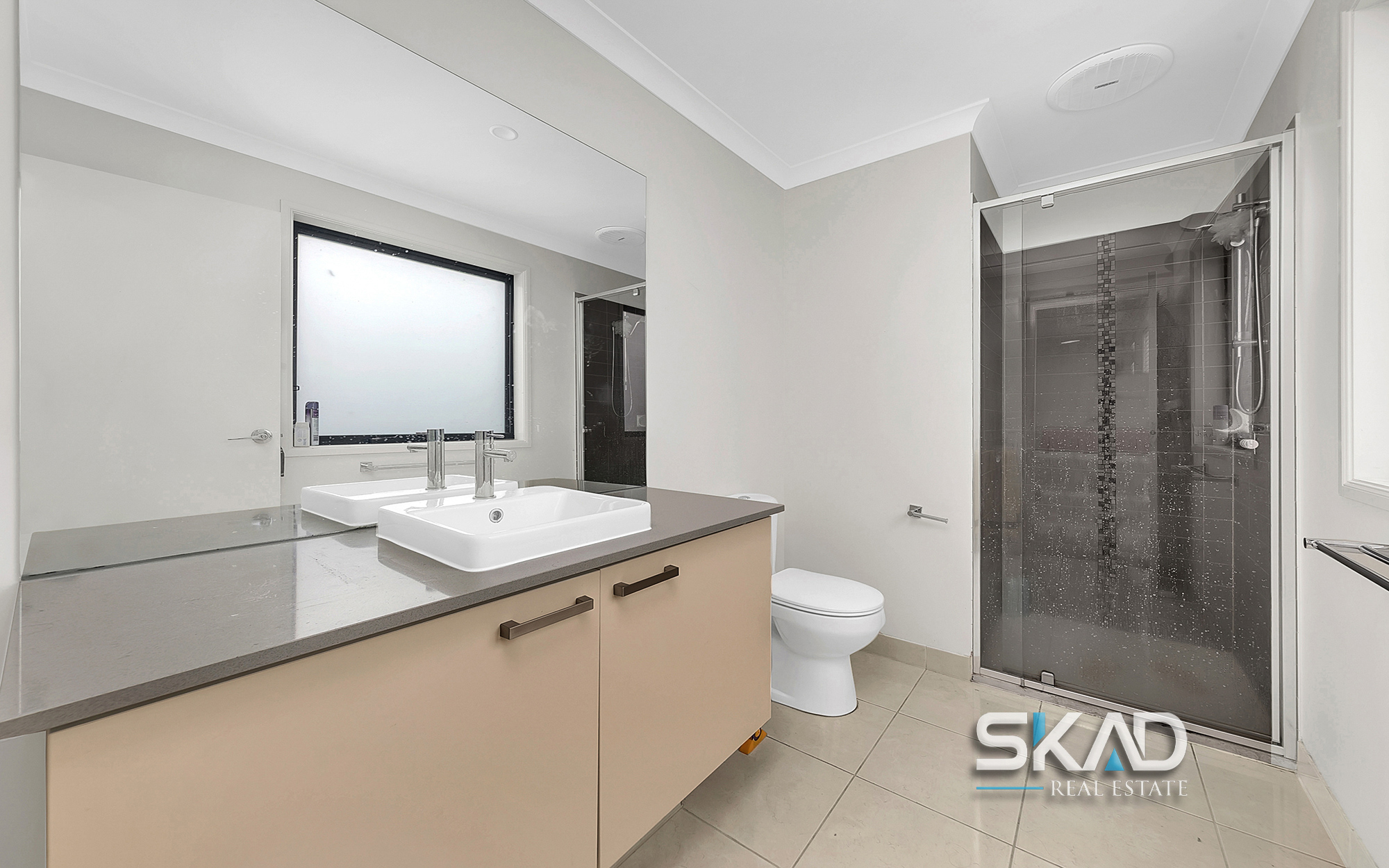 GEM IN HEART OF EPPING !!!