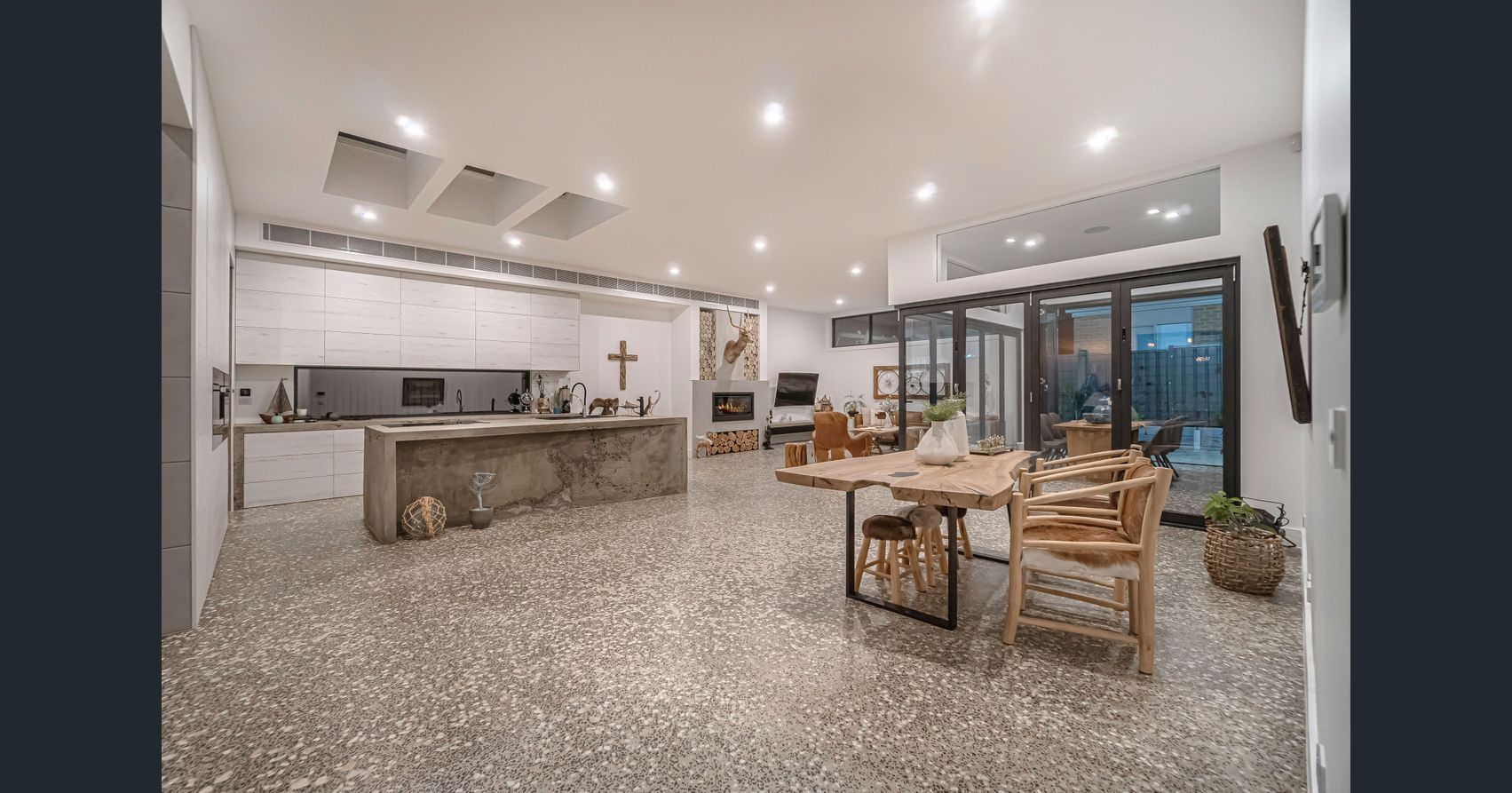 One & Only unique and Luxury Style in Craigieburn !! 