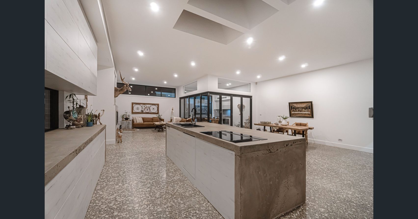 One & Only unique and Luxury Style in Craigieburn !! 