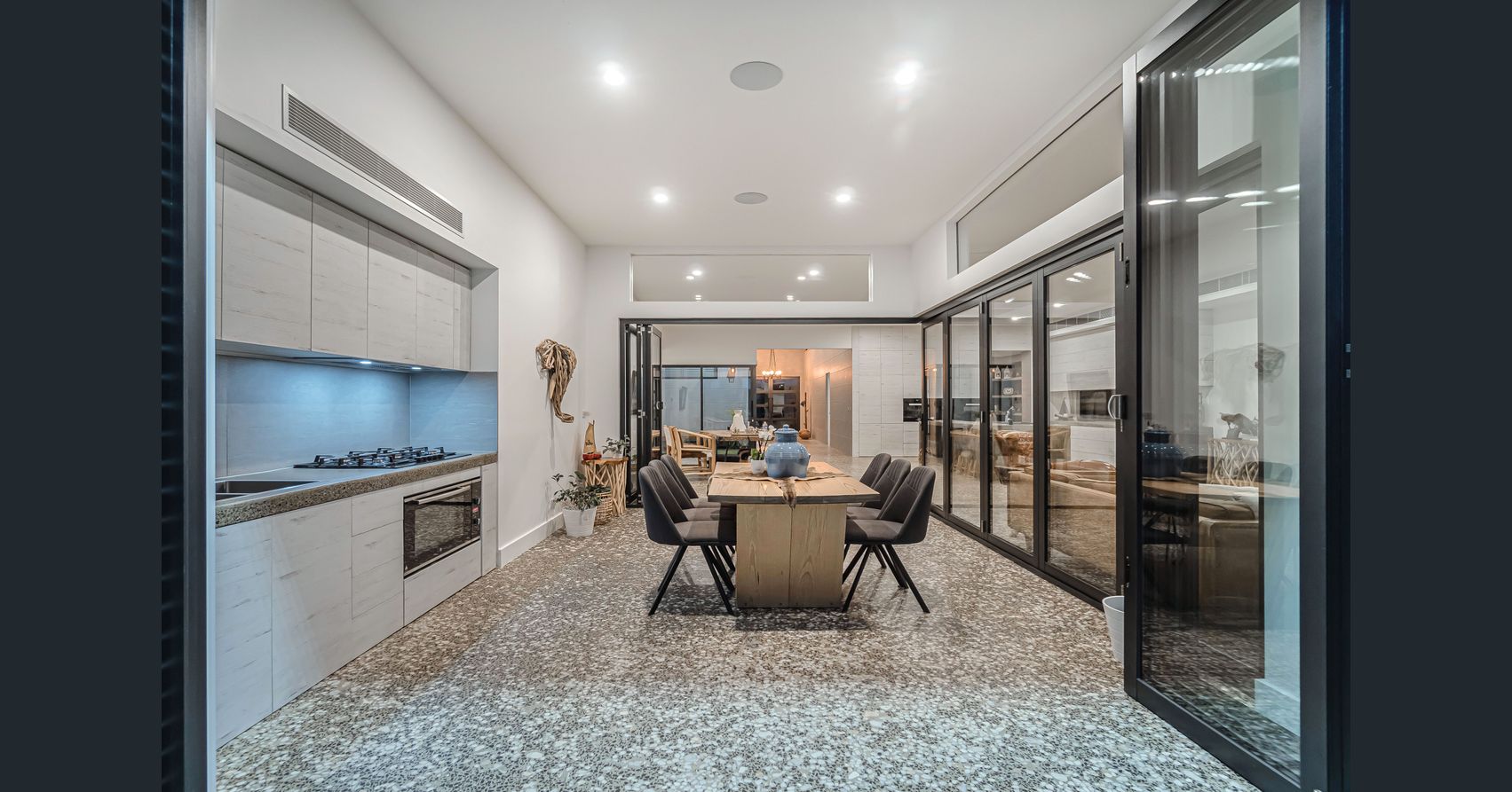 One & Only unique and Luxury Style in Craigieburn !! 