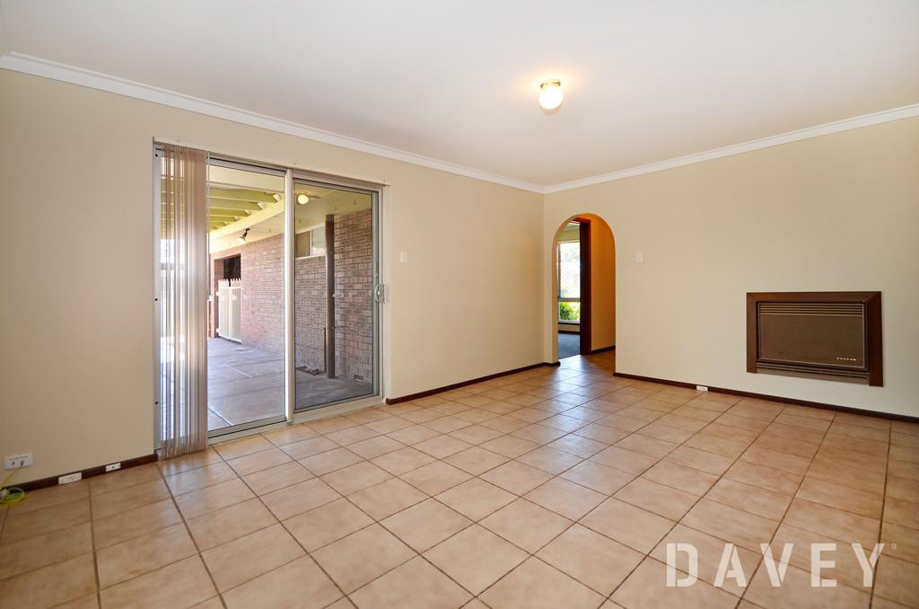 18 Beckington Way, Karrinyup - Thumbnail 8