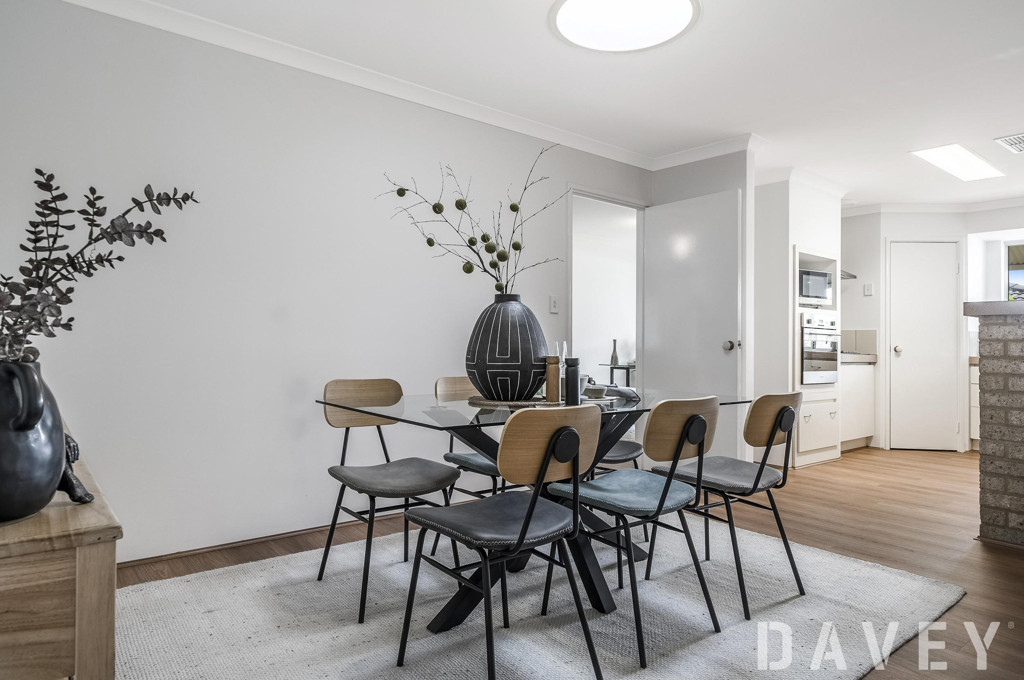 12b Koolyanga Rd, Mullaloo - Thumbnail 5