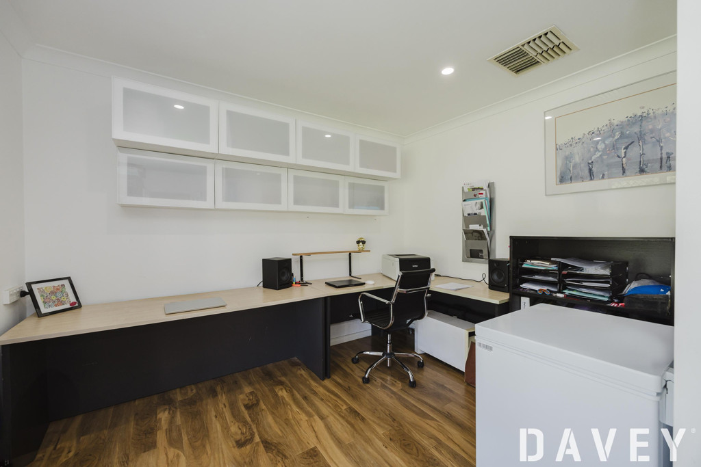27 Dutton Crescent, Hamersley - Thumbnail 7