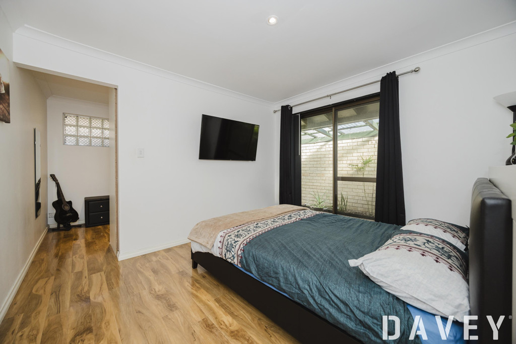 27 Dutton Crescent, Hamersley - Thumbnail 8
