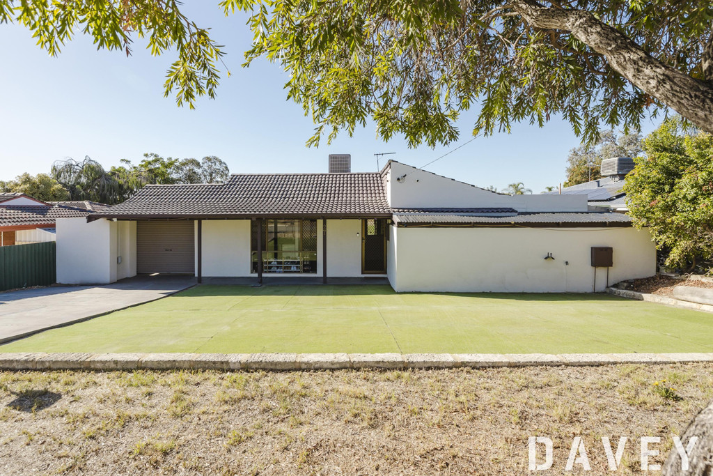 27 Dutton Crescent, Hamersley - Thumbnail 3