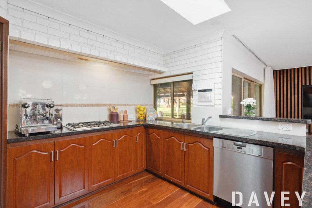 23 Stockwell Way, Kingsley - Thumbnail 8