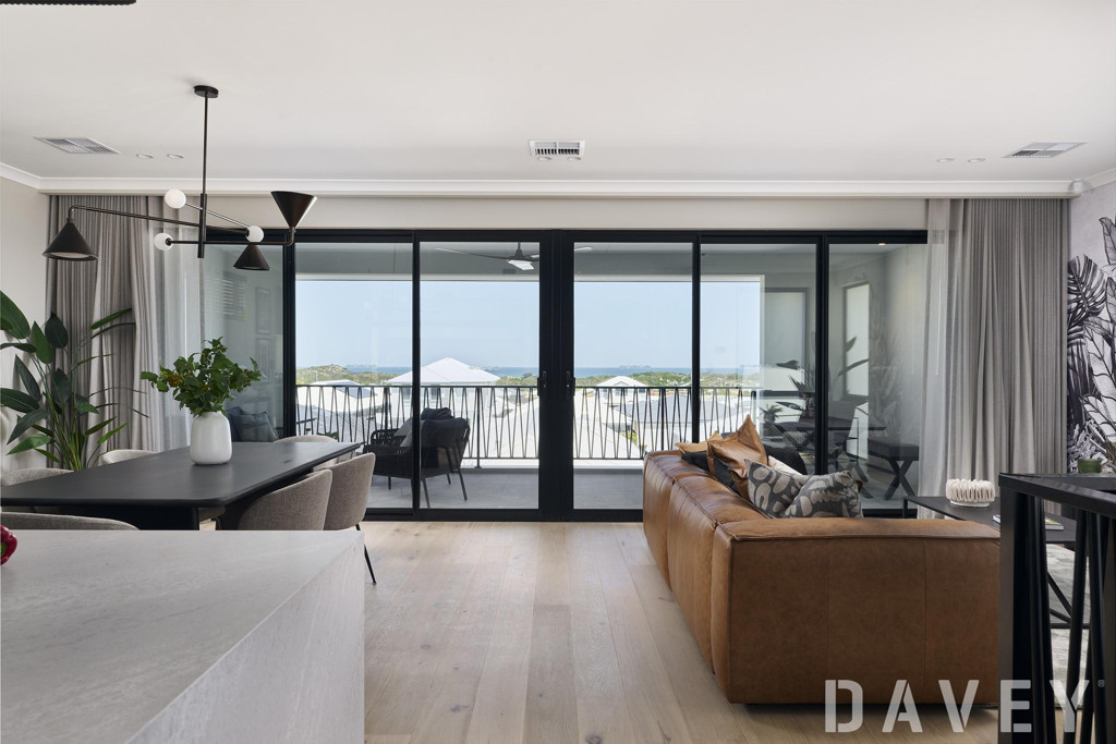 6 Beaumont Crescent, Mindarie - Thumbnail 5