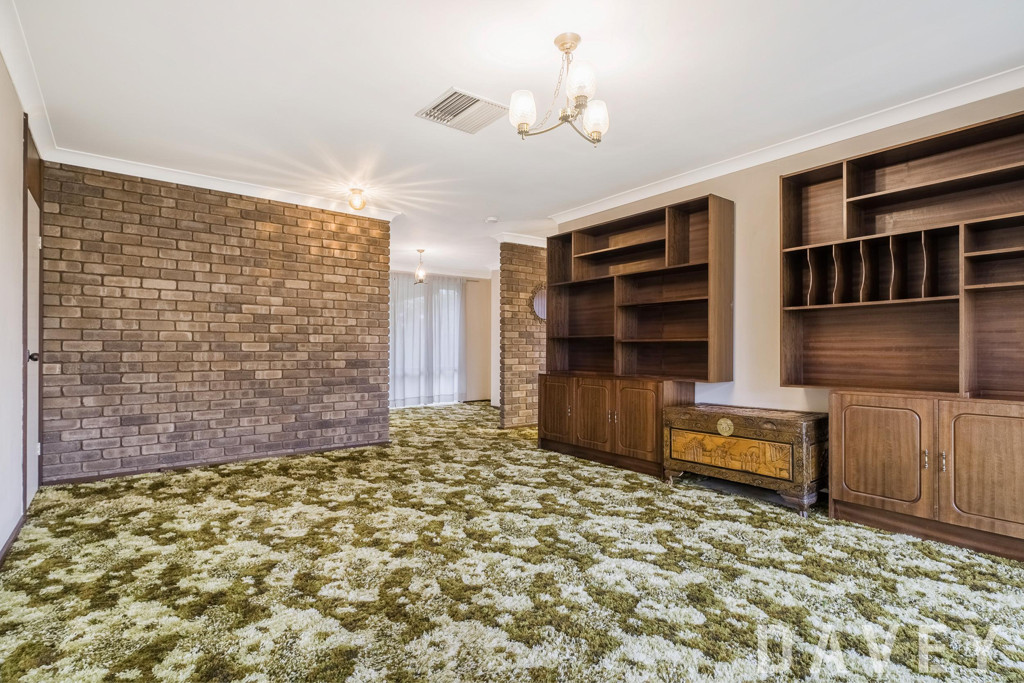 12 Langholm Place, Duncraig - Thumbnail 5