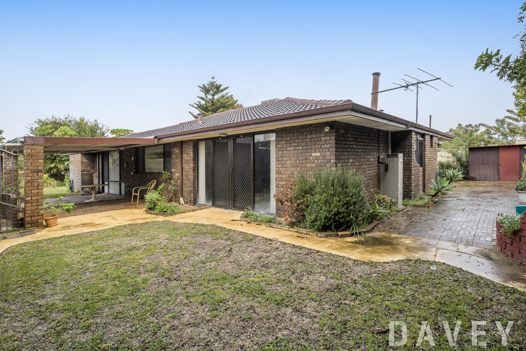 12 Langholm Place, Duncraig - Thumbnail 3