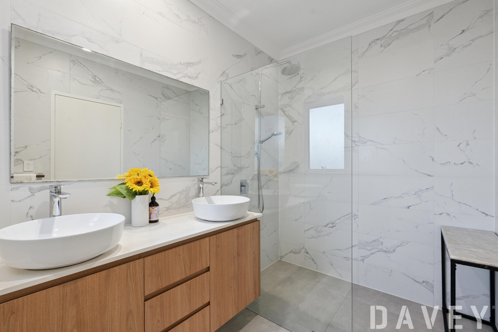 156B Westview Street, Scarborough - Thumbnail 7