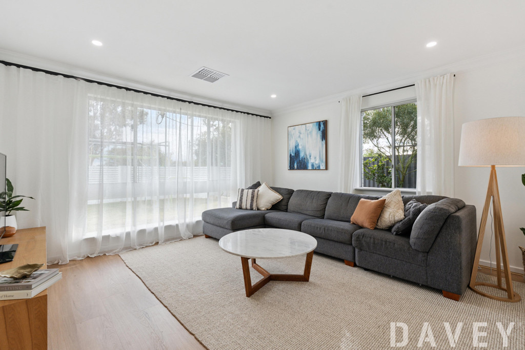 36 Hilarion Road, Duncraig - Thumbnail 4