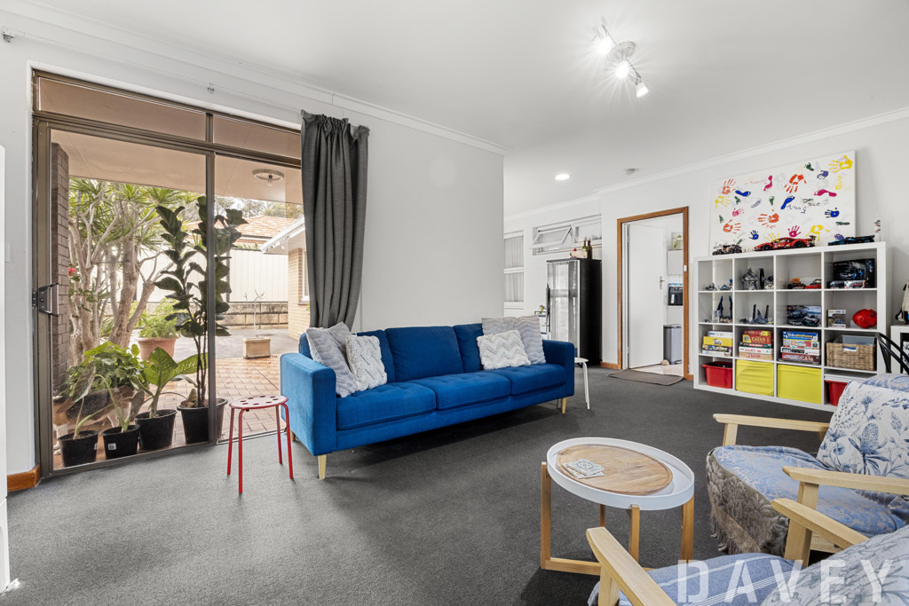 30 Wolya Way, Westminster - Thumbnail 4