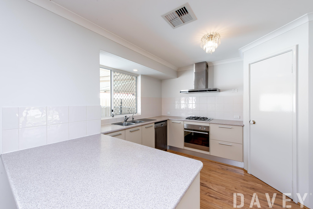 9 Madura Close, Ballajura - Thumbnail 5