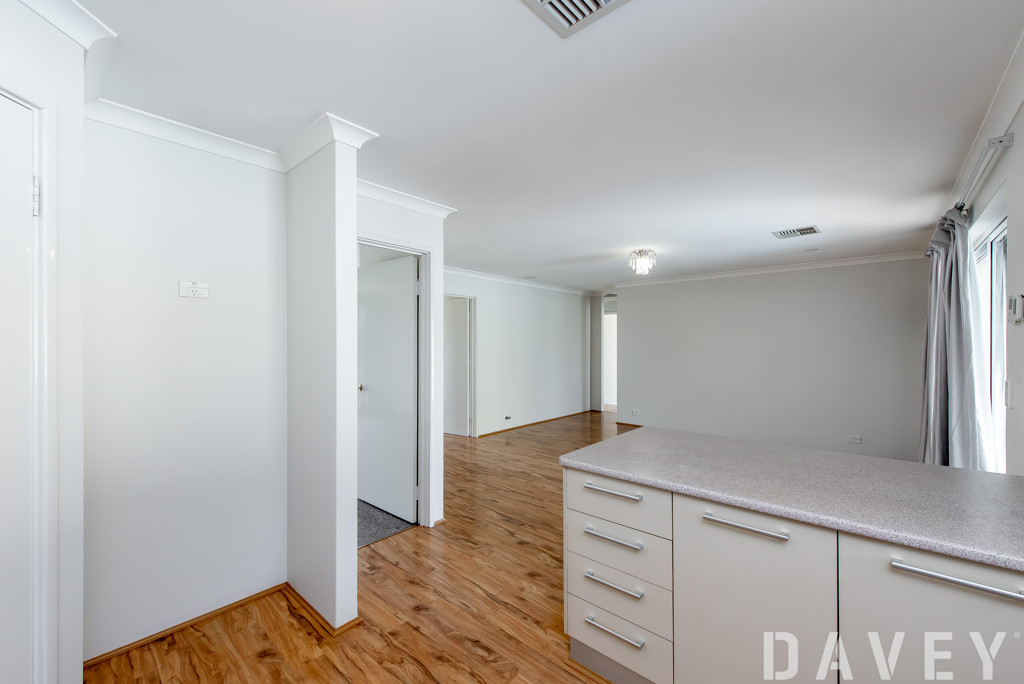 9 Madura Close, Ballajura - Thumbnail 8