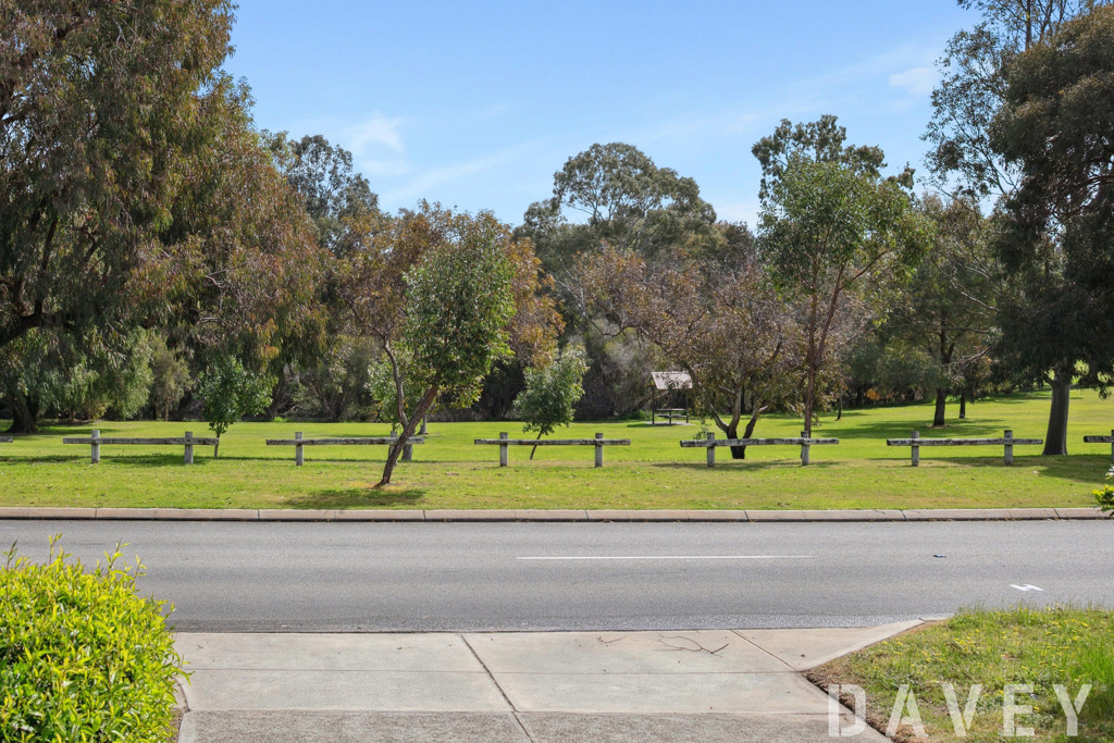 166 Duffy Road, Carine - Thumbnail 2