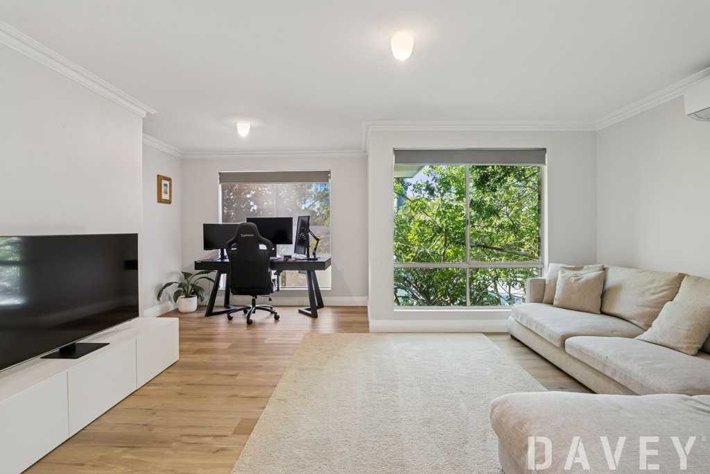 1/75 Brighton Road, Scarborough - Thumbnail 3