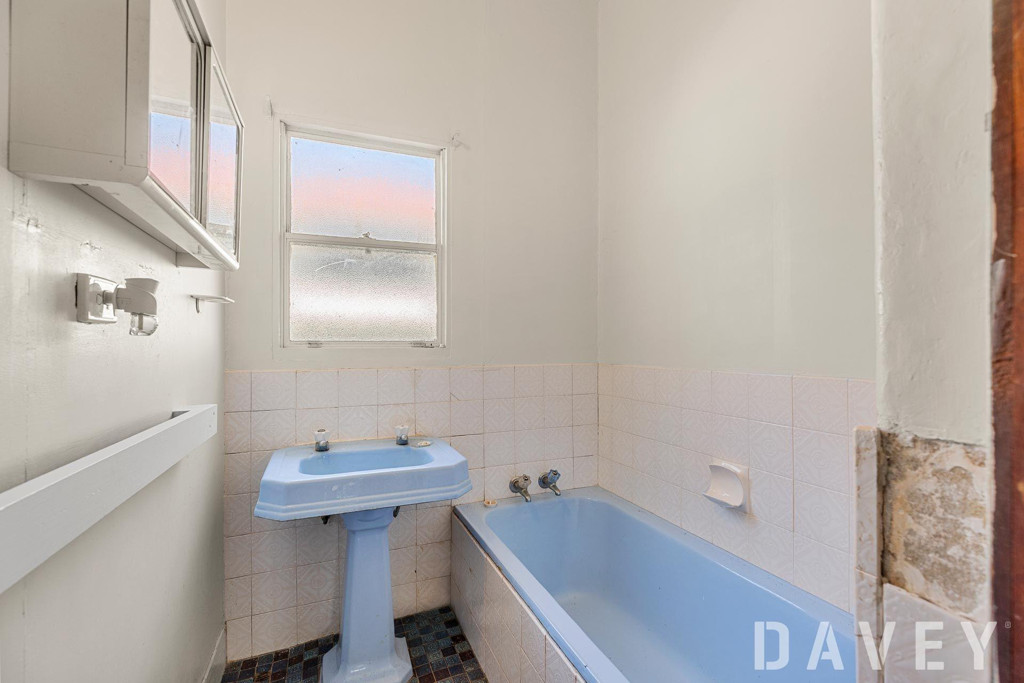 182 Burniston Street, Scarborough - Thumbnail 8