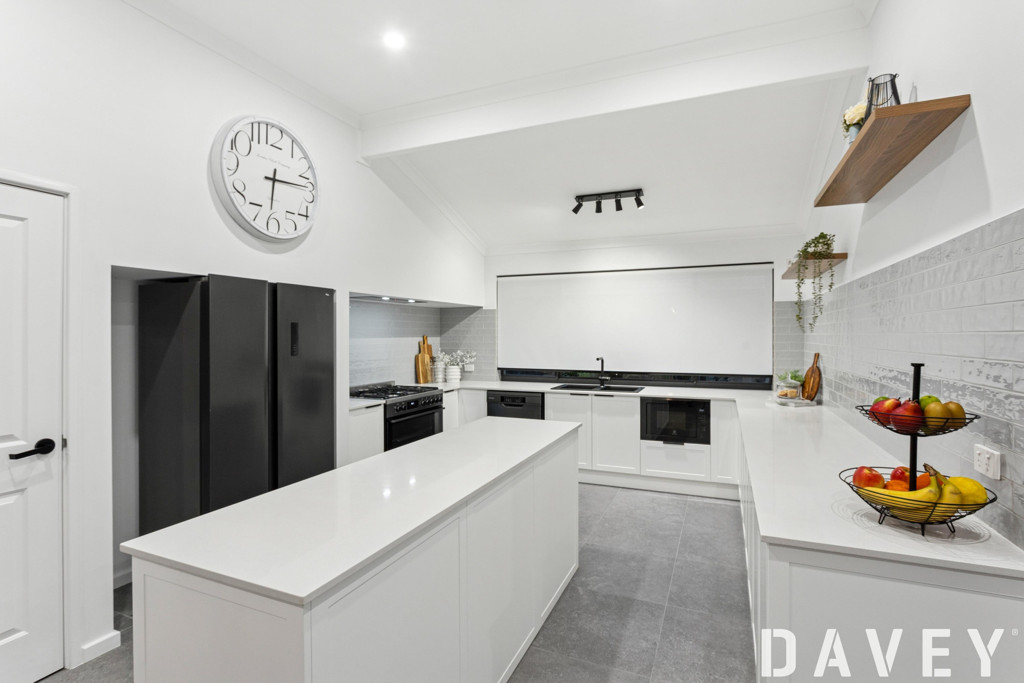 9 Gascoyne Avenue, Woodvale - Thumbnail 3