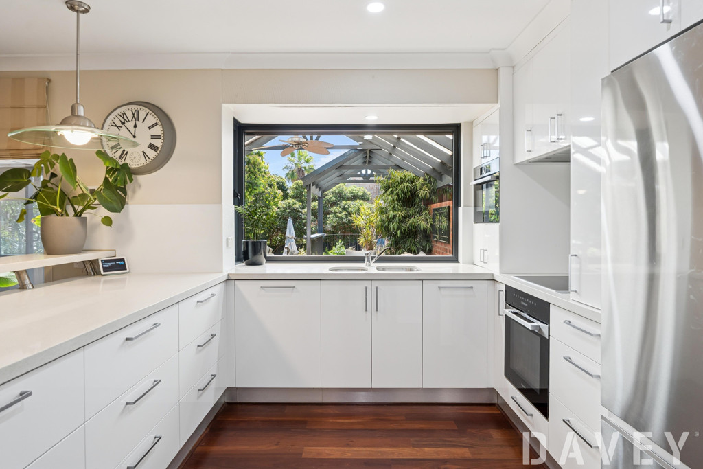 12 Apollo Place, Duncraig - Thumbnail 2