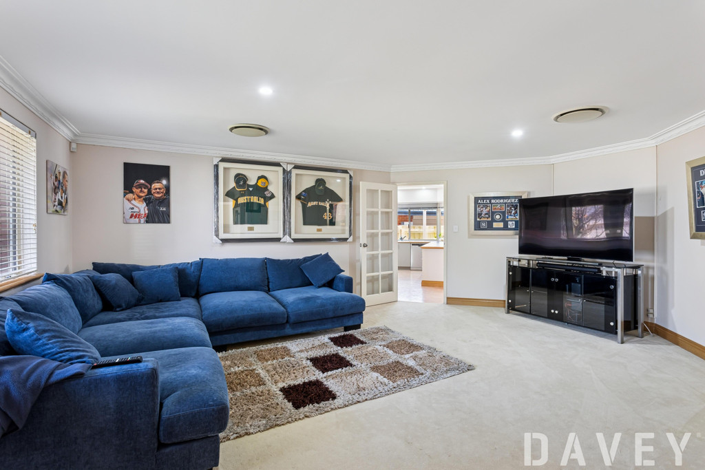 24 Dorneywood Way, Landsdale - Thumbnail 5
