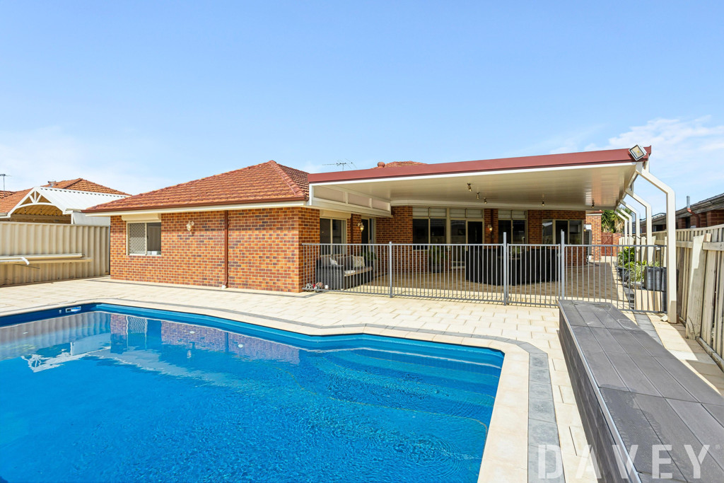 24 Dorneywood Way, Landsdale - Thumbnail 4