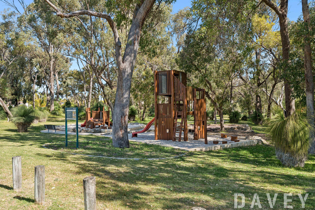 7 Campion Street, Duncraig - Thumbnail 8