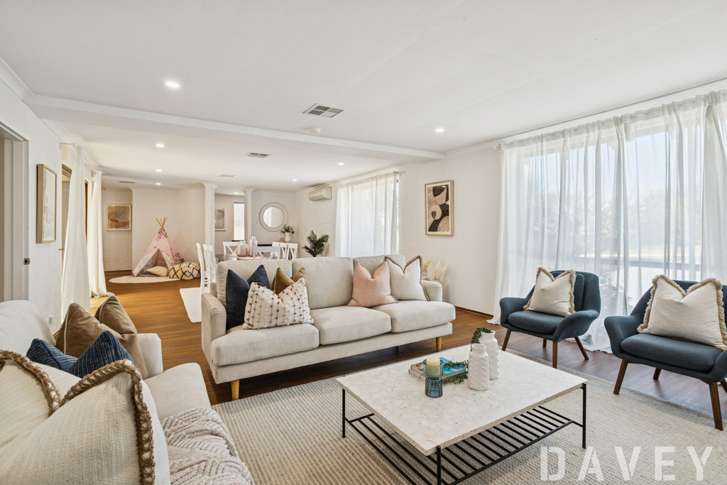 55 Bernedale Way, Duncraig - Thumbnail 3