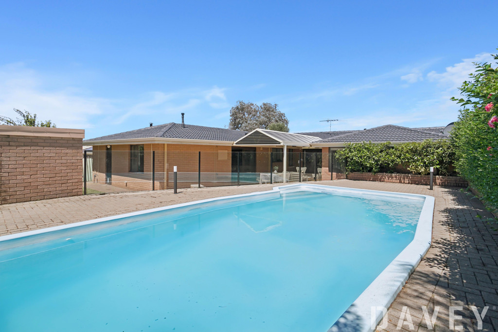 55 Bernedale Way, Duncraig - Thumbnail 8