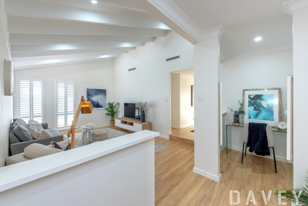 8 Wentworth Way, Padbury - Thumbnail 2