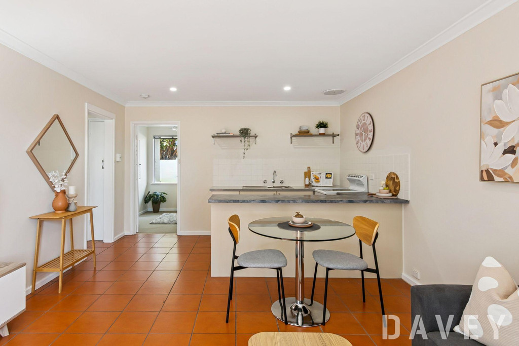 2/7 York Street, Tuart Hill - Thumbnail 2