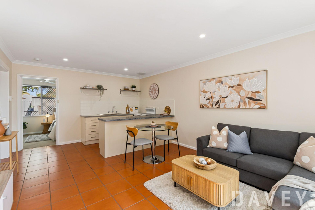 2/7 York Street, Tuart Hill - Thumbnail 6