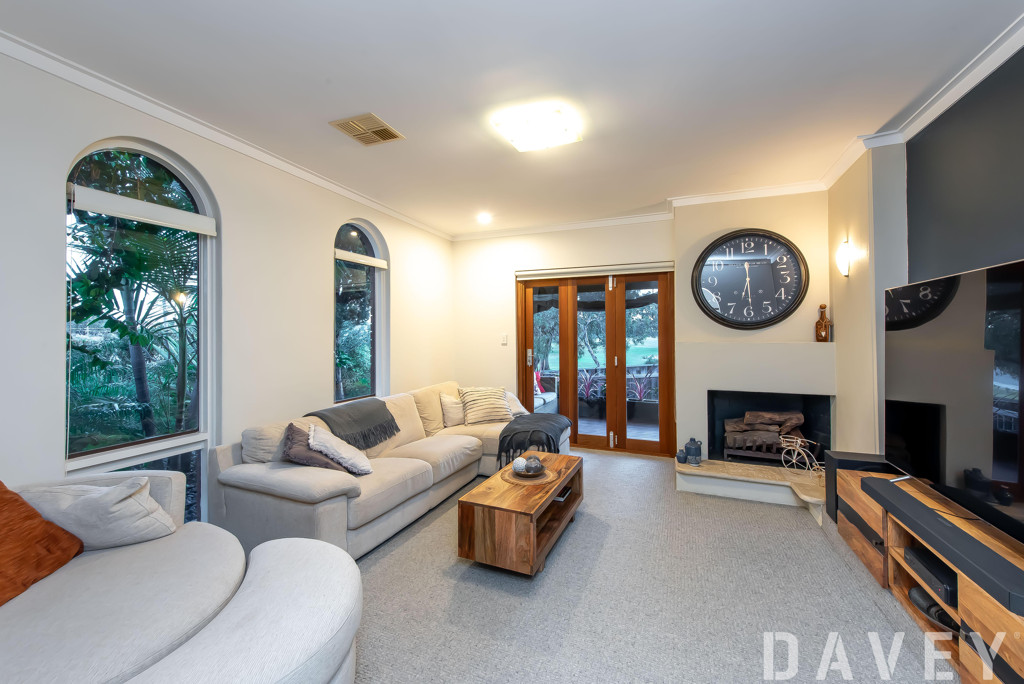 15 Brisbane Drive, Padbury - Thumbnail 4