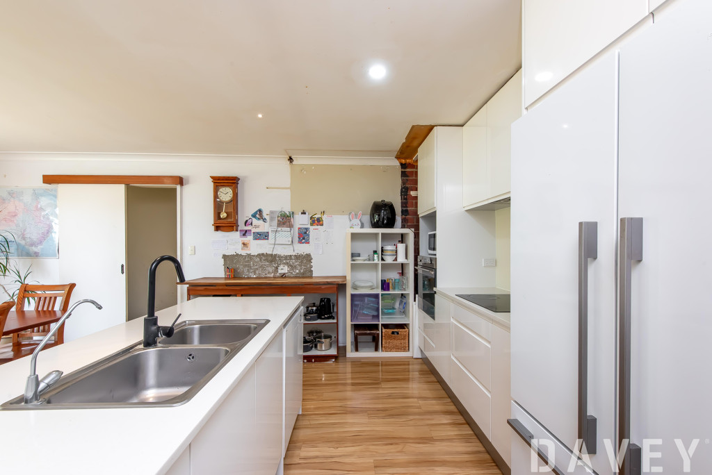 81 Macquarie Avenue, Padbury - Thumbnail 2