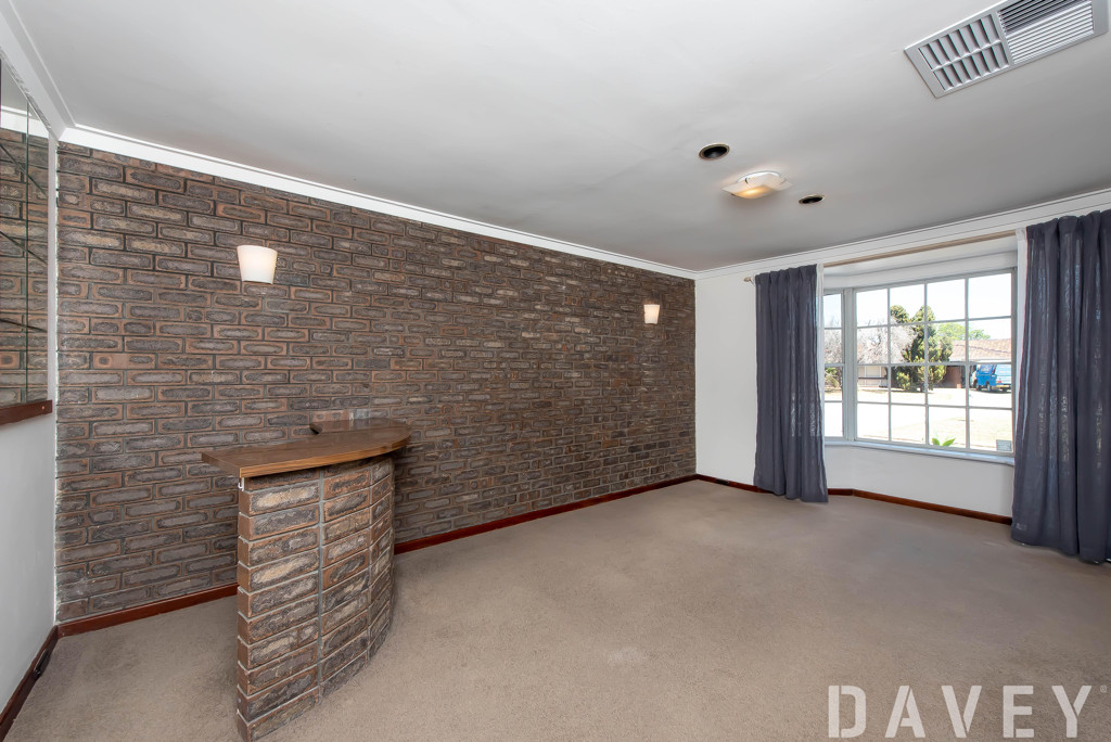 33 Garnkirk Road, Greenwood - Thumbnail 8